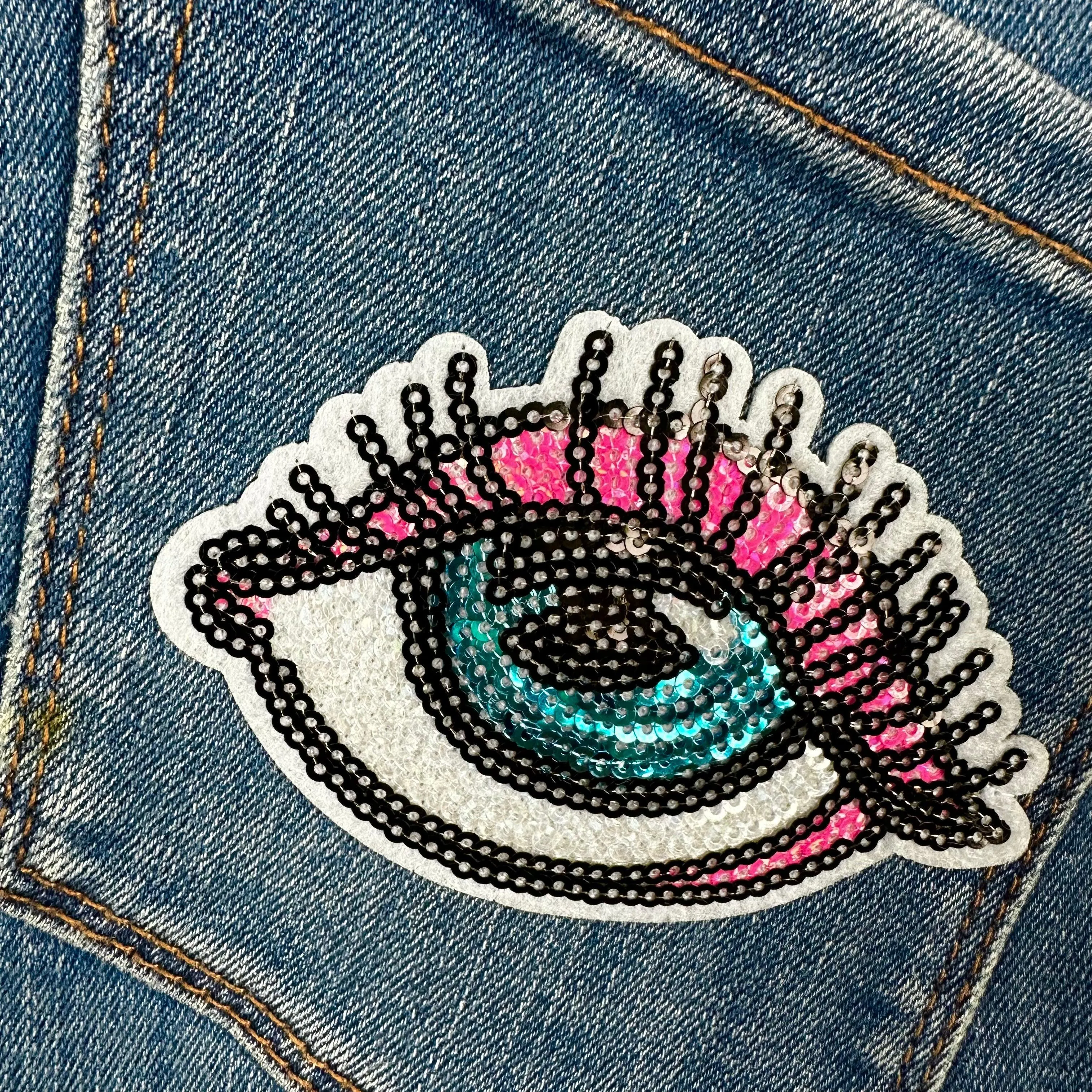 Jag 'Joey' Mid Rise-   Embroidered Patches - Size 29