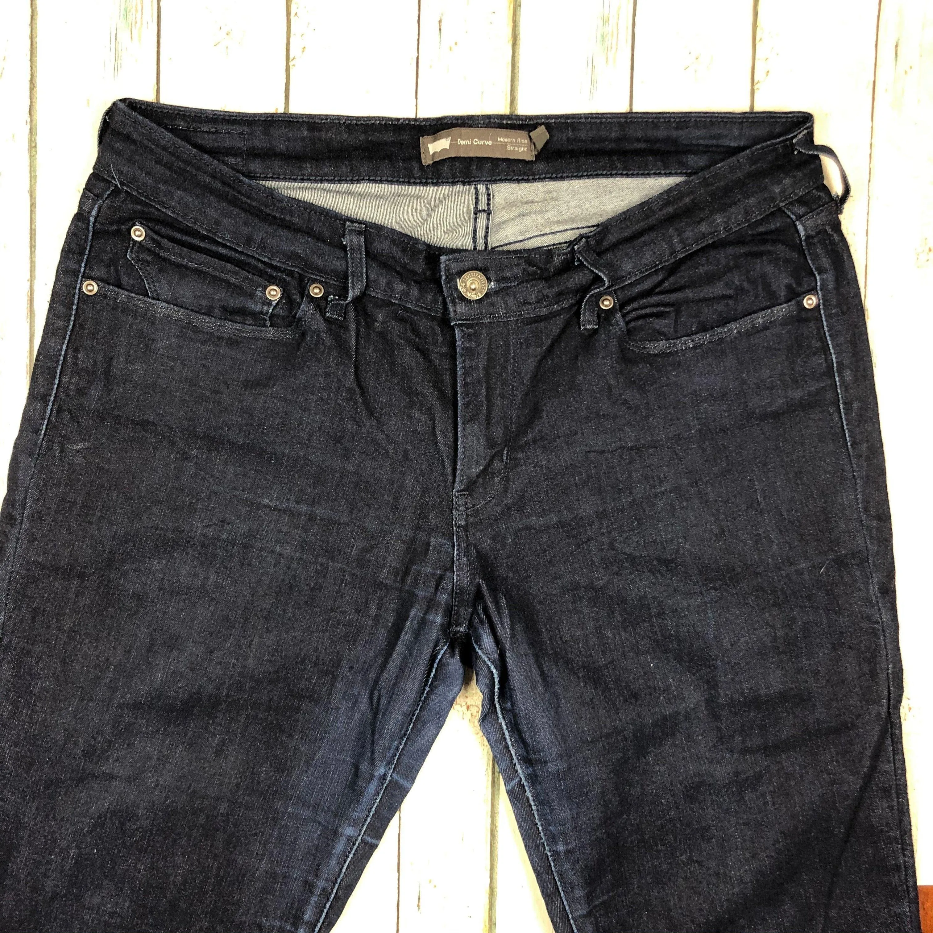 Levis Demi Curve Modern Rise Straight Jeans -Size 31 (13AU)