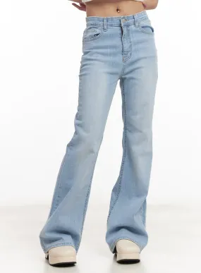 Suzy Slim-Fit Bootcut Jeans CM505