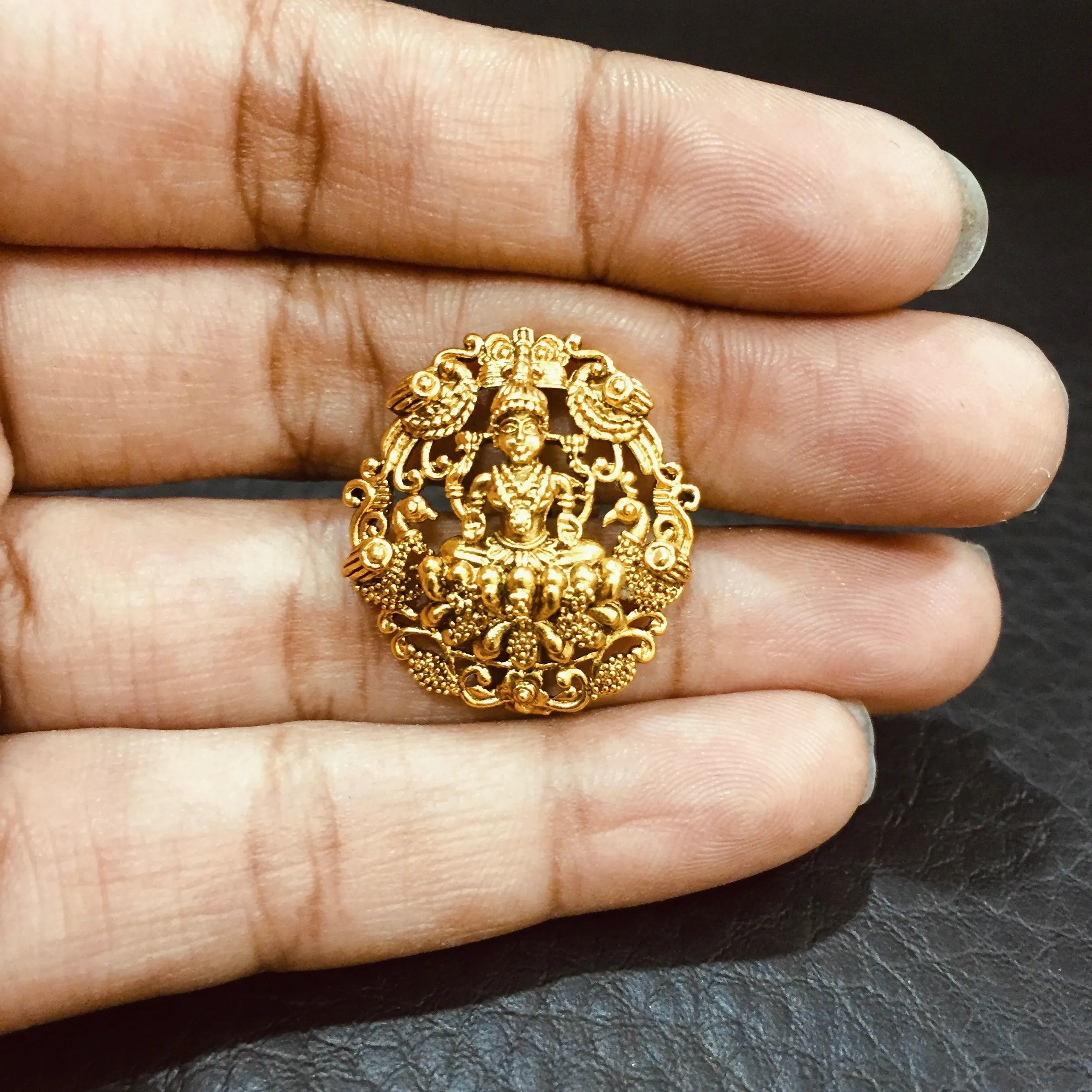 Tops/Studs Antique Earring 3856-28