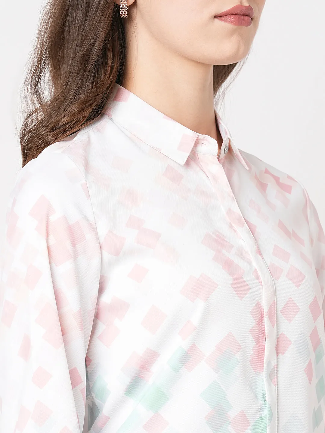 Women Diamond Print Slim Fit Shirt